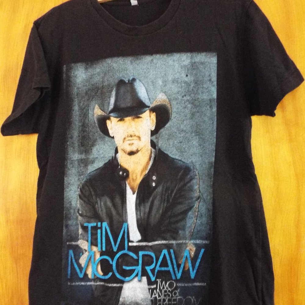 Tim McGraw Two Lanes Of Freedom Size Small 2013 Tour - Picture 2 of 5